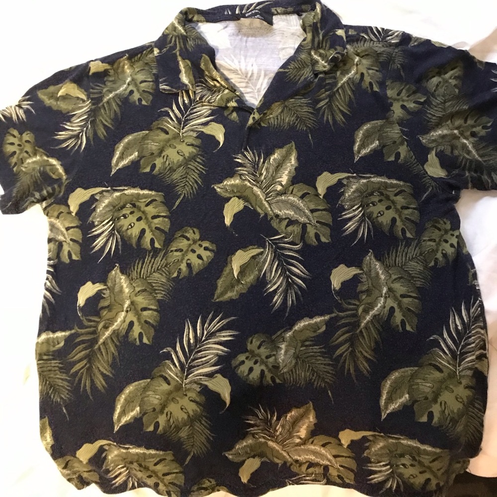 Bershka Tropical Polo